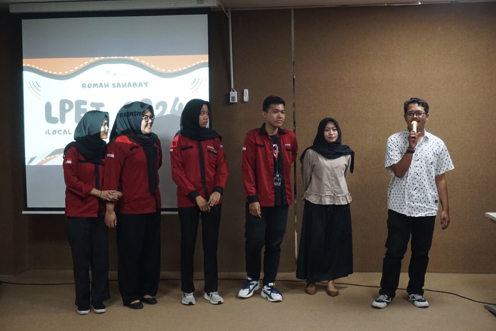 sesi sharing bersama demisioner